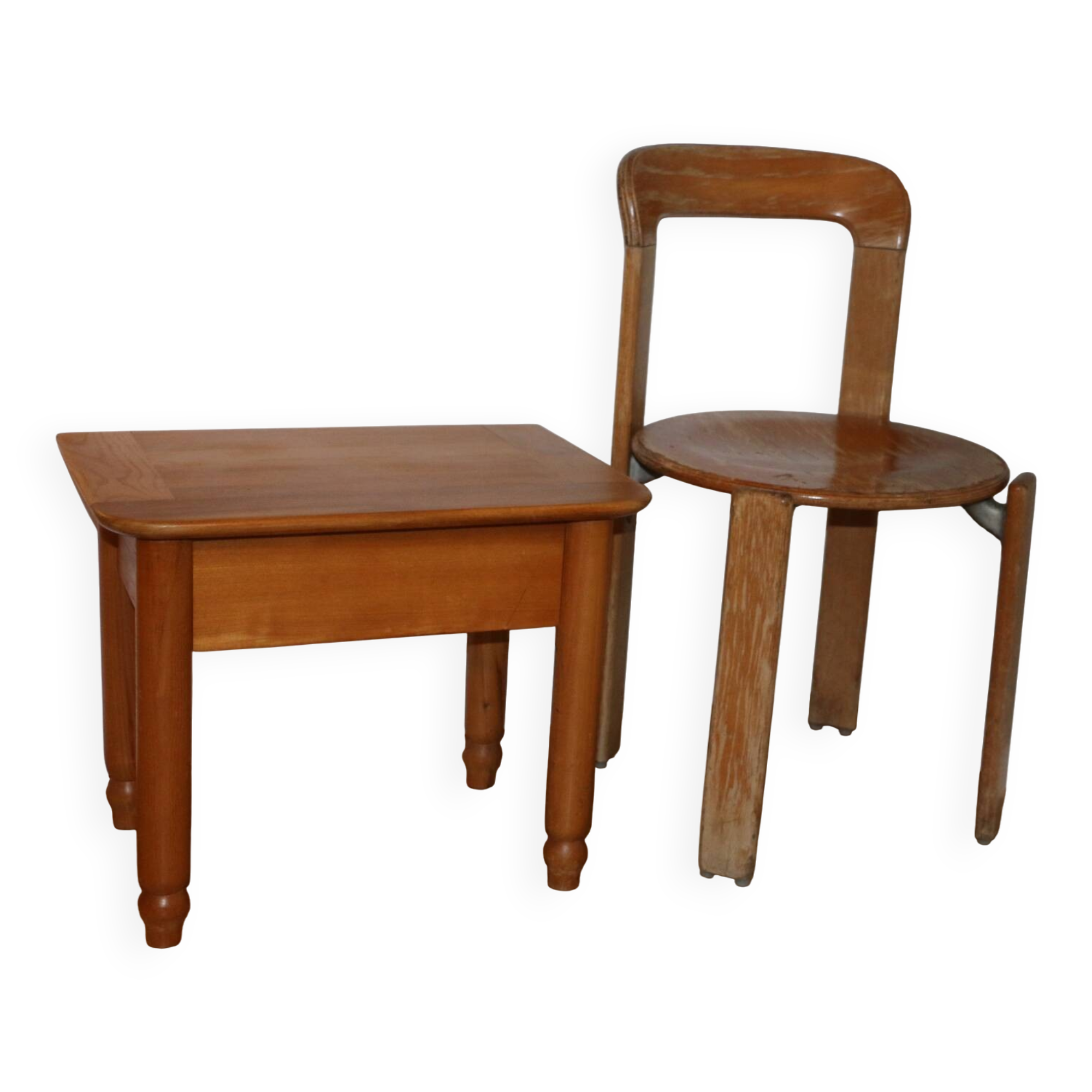 Pair of bedside tables with drawers in solid elm