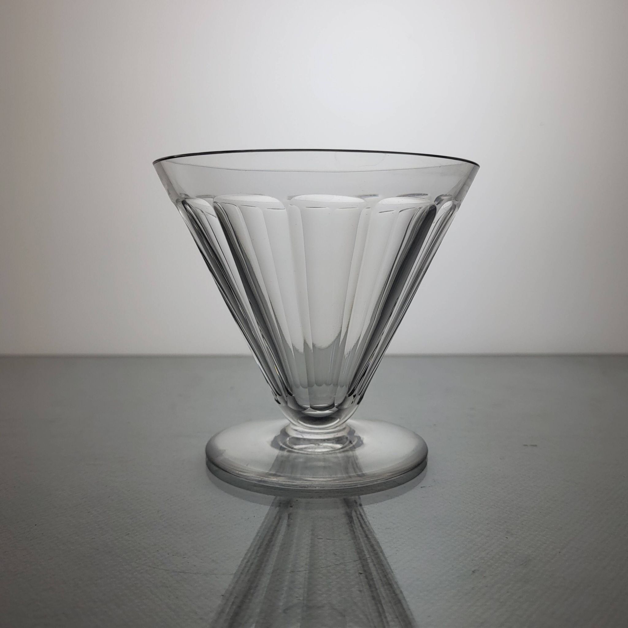 Service 24 pièces en cristal de Baccarat modèle Rex 1920-30's