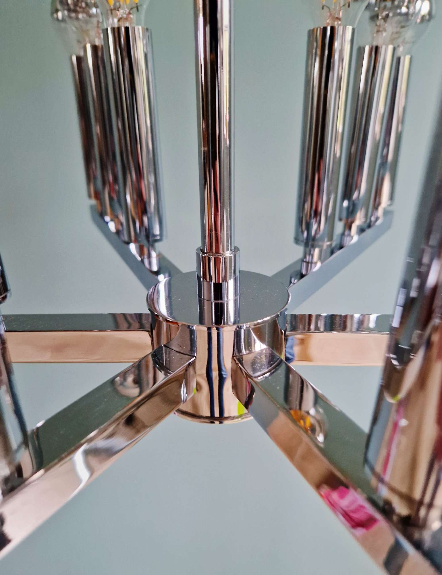 Chrome metal Space Age chandelier, 18 light points, 1970.