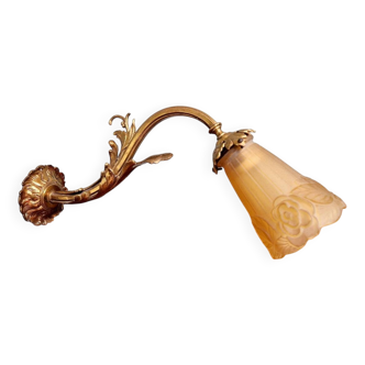 Applique murale Art Déco en bronze doré et verre satiné, années 1920