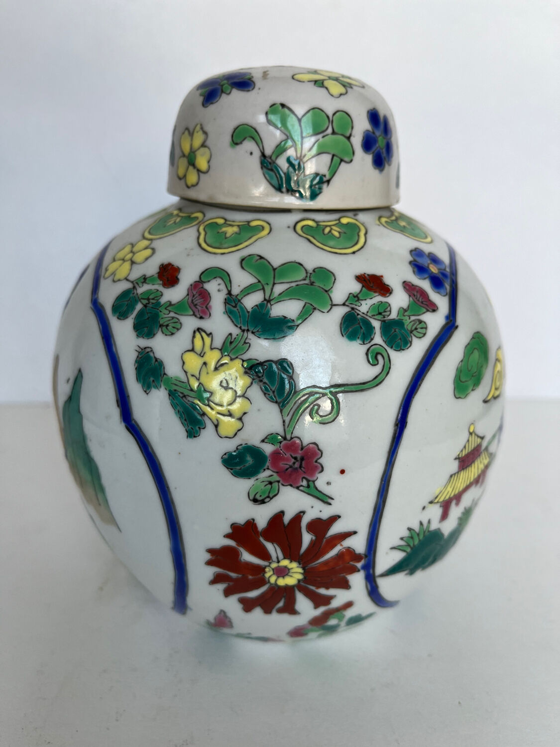 Pot à gingembre en faïence