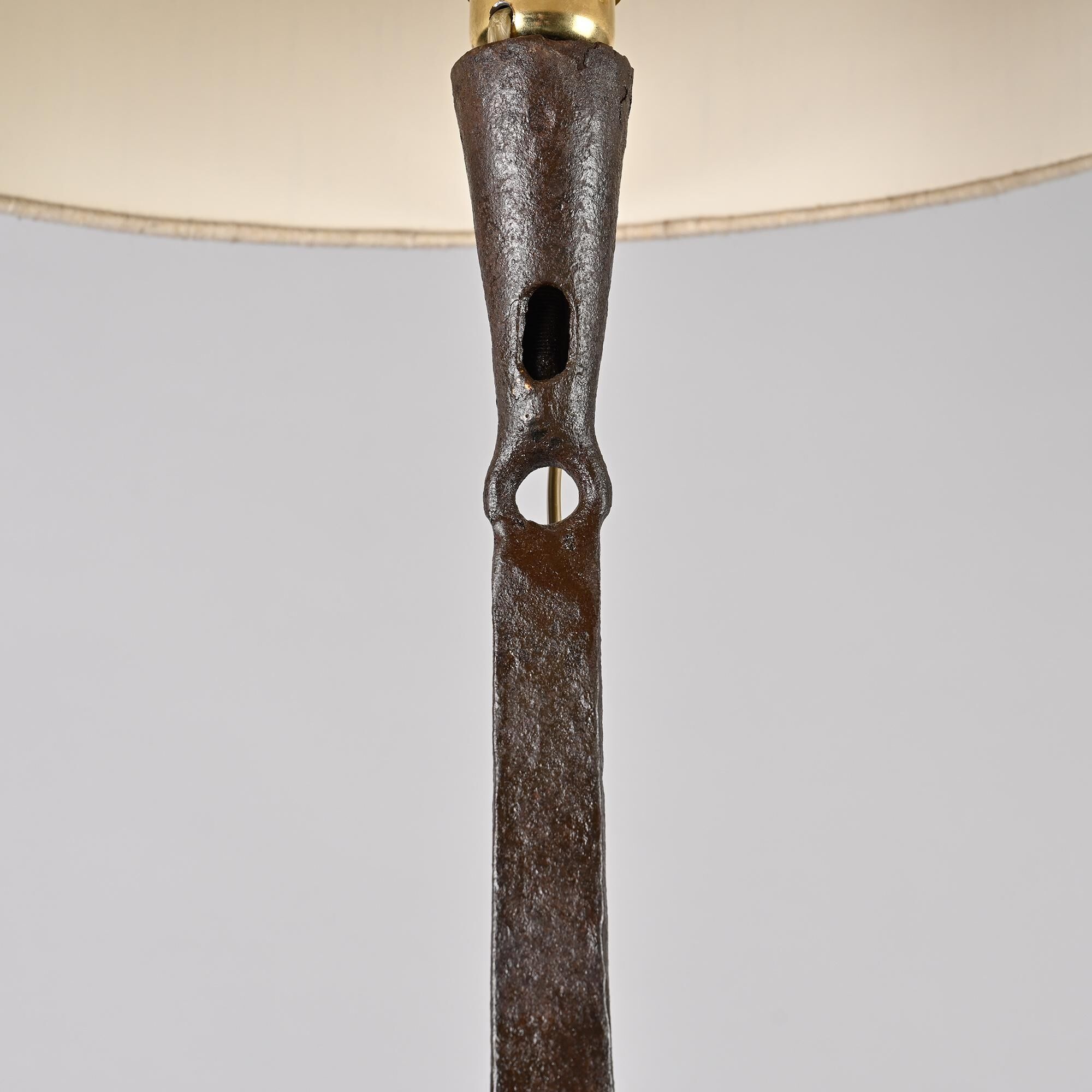 Grande lampe en fer forgé de Léopold Gest, années 1970