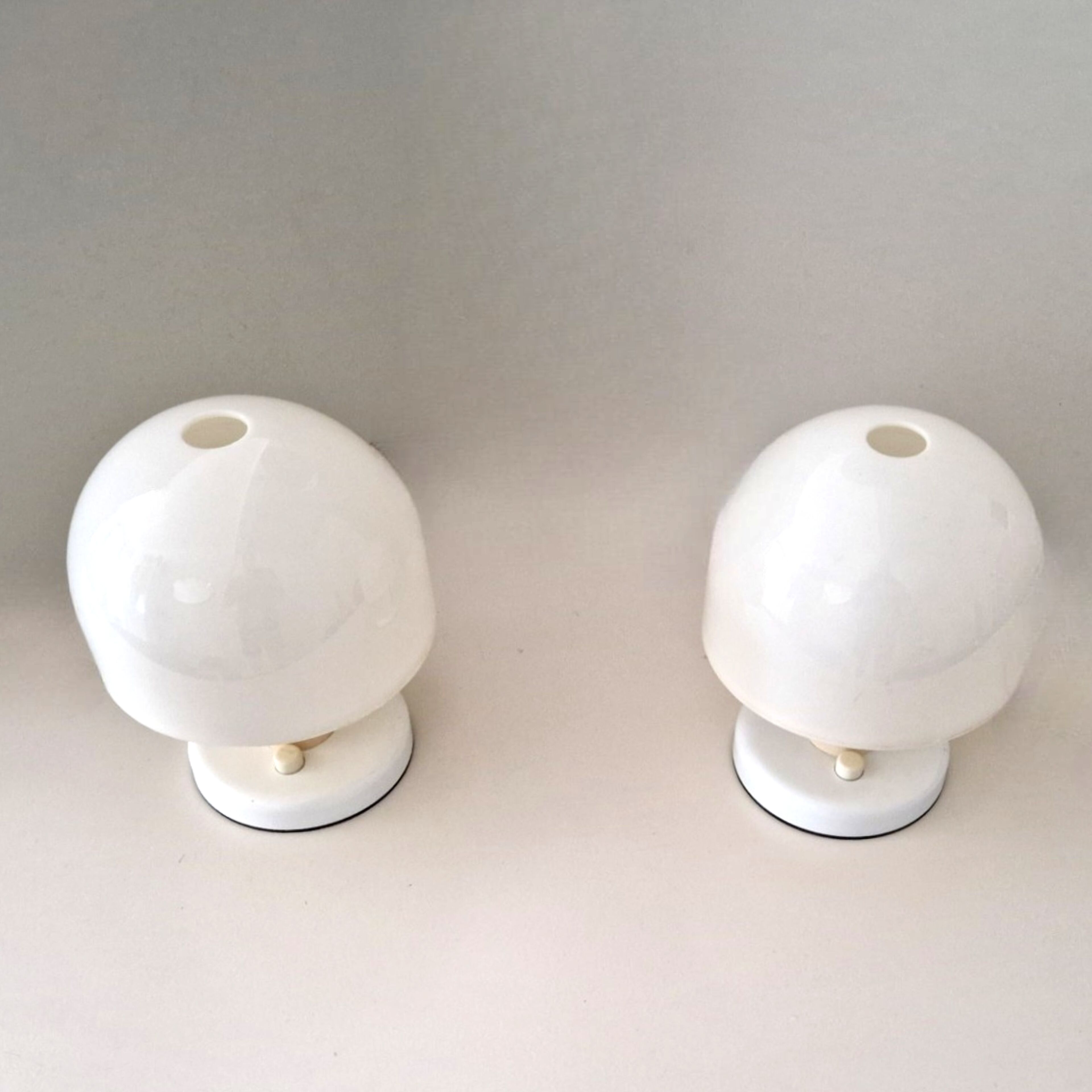 Space age mushroom lamps by Harvey Guzzini, Italy 1960s