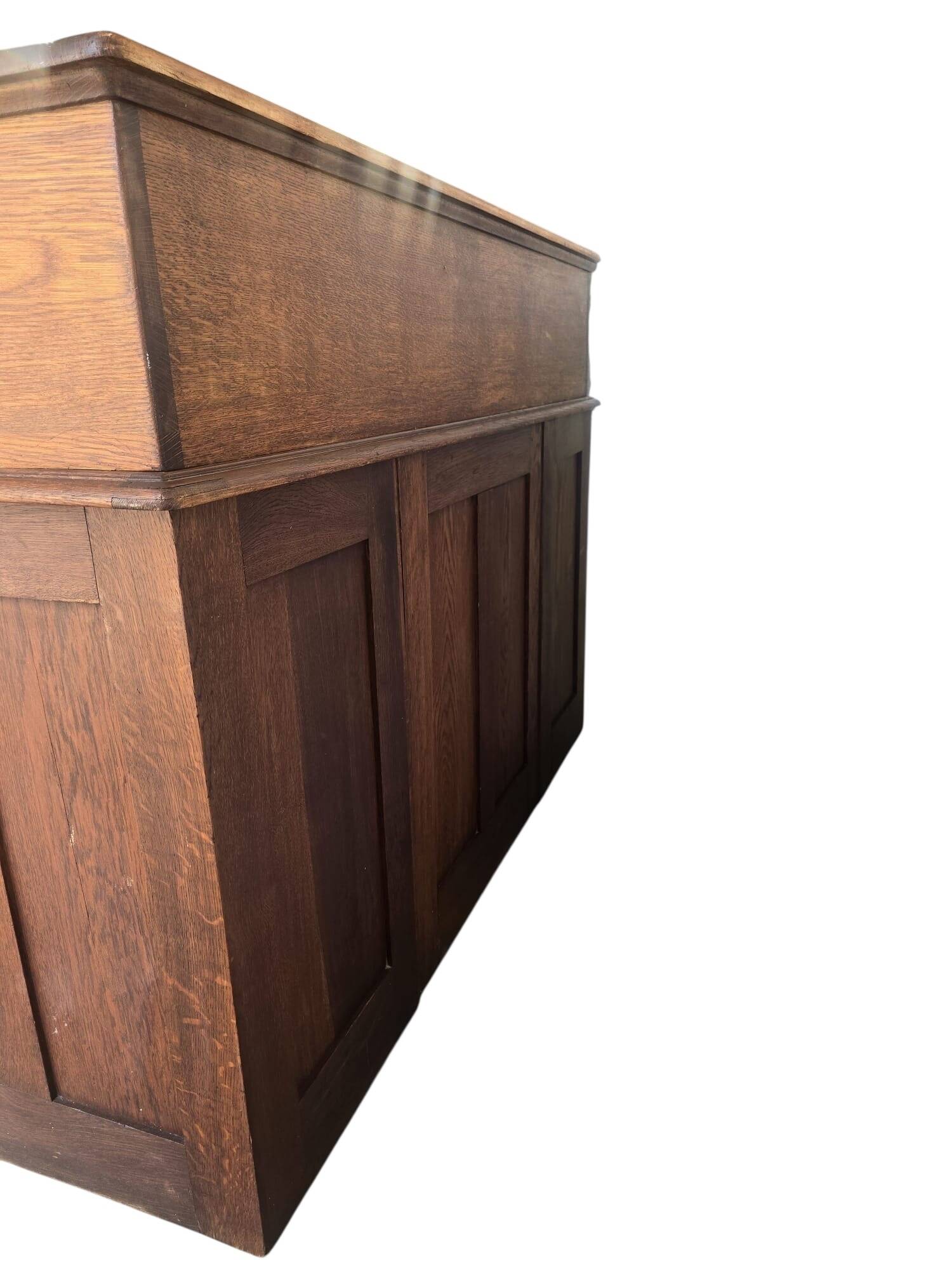 Bureau américain vintage en bois avec porte à volet