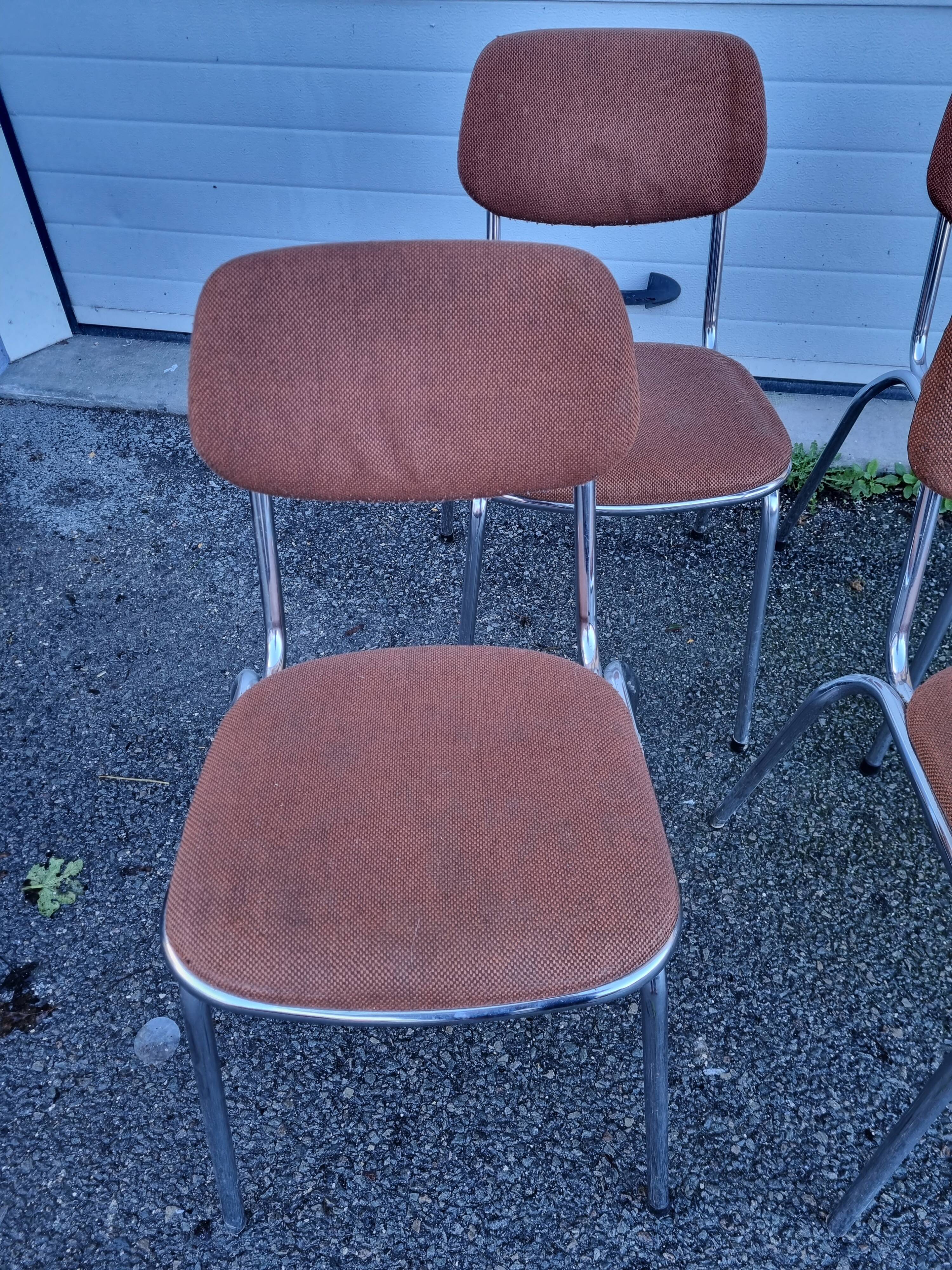 4 chairs from 1980