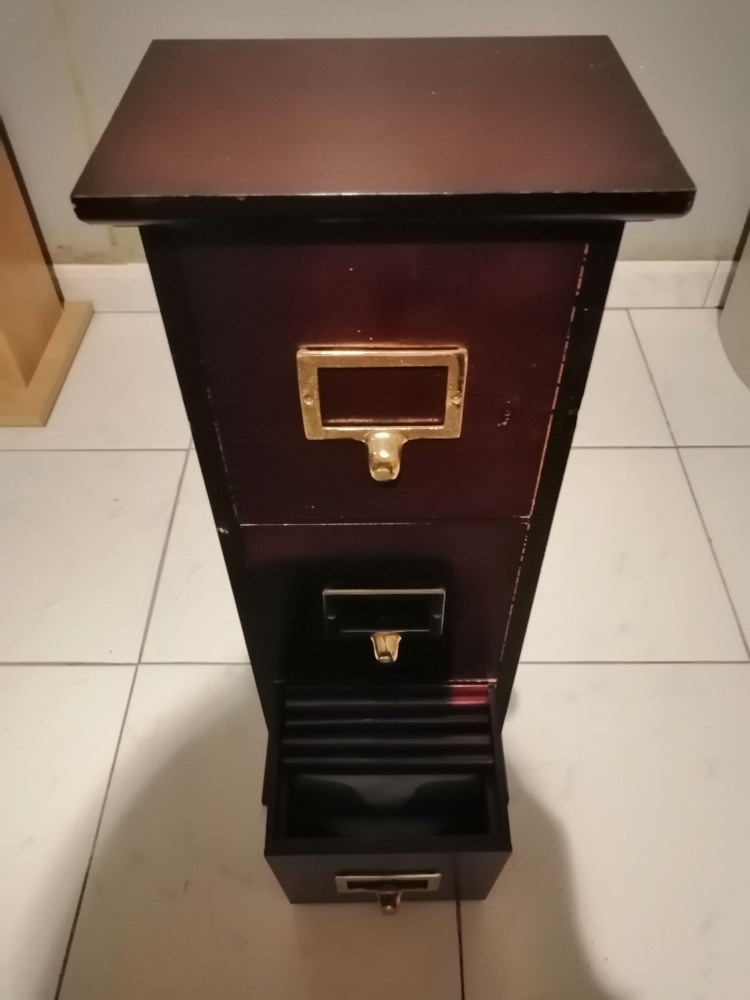 Rustic antique furniture for cd