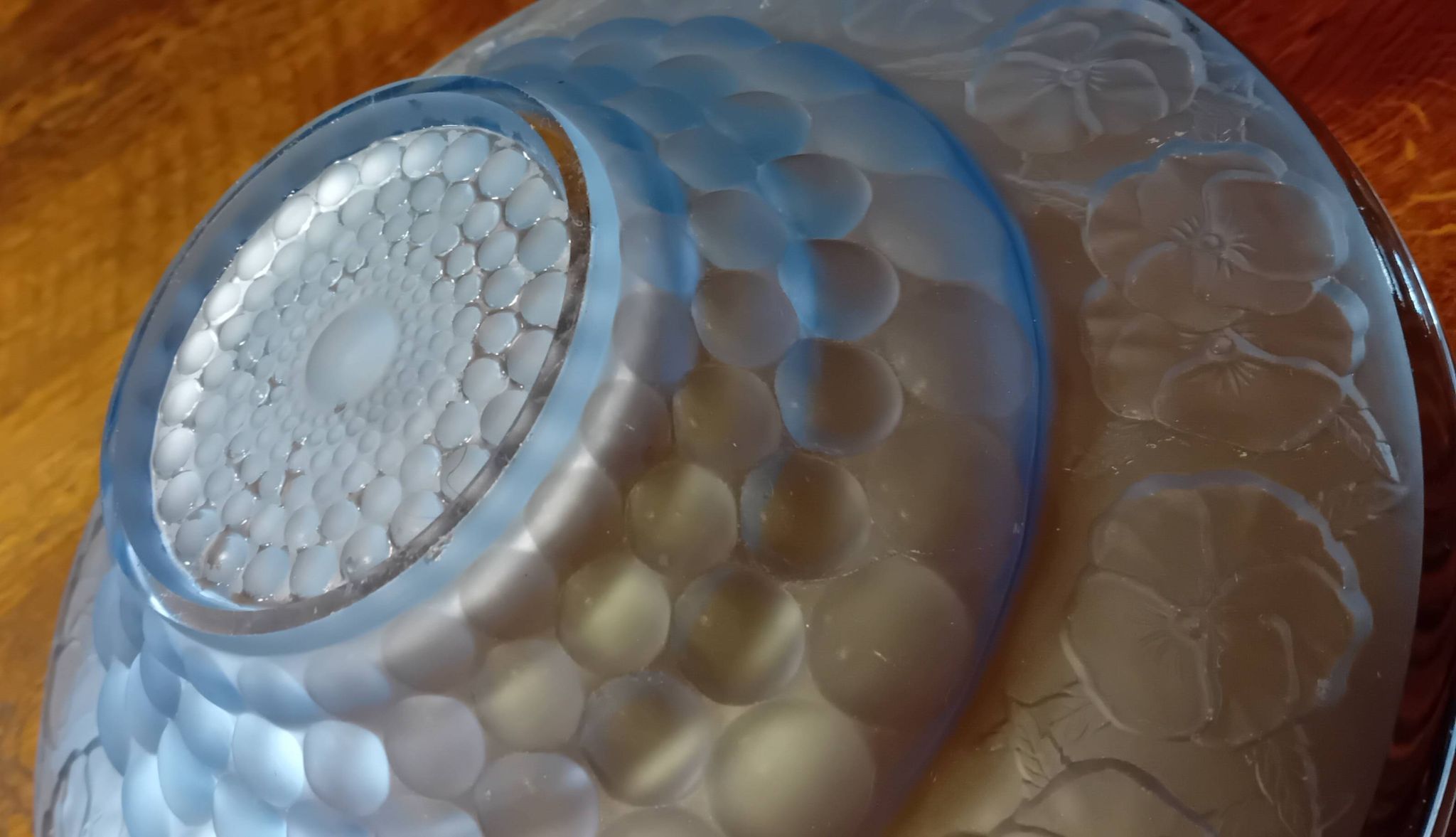 Art Deco blue glass centrepiece bowl with pansy decoration - 30 cm