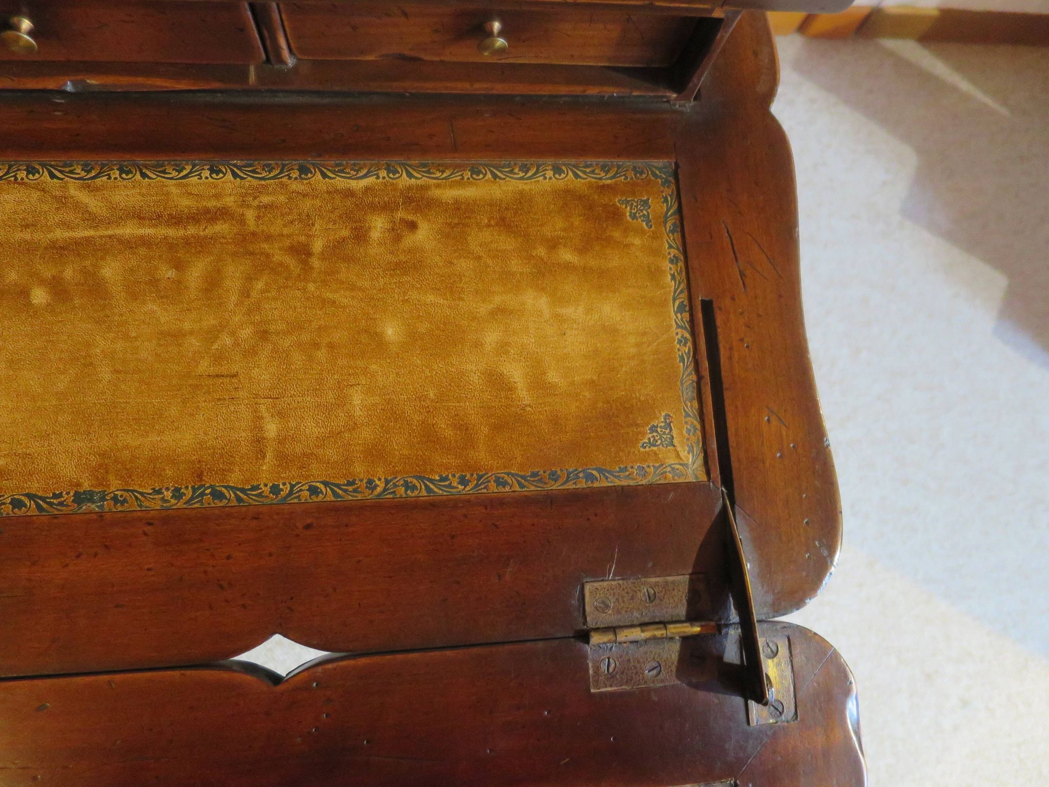 Secretary with mechanism - 4 secret drawers - lock - marquetry chessboard - 1950