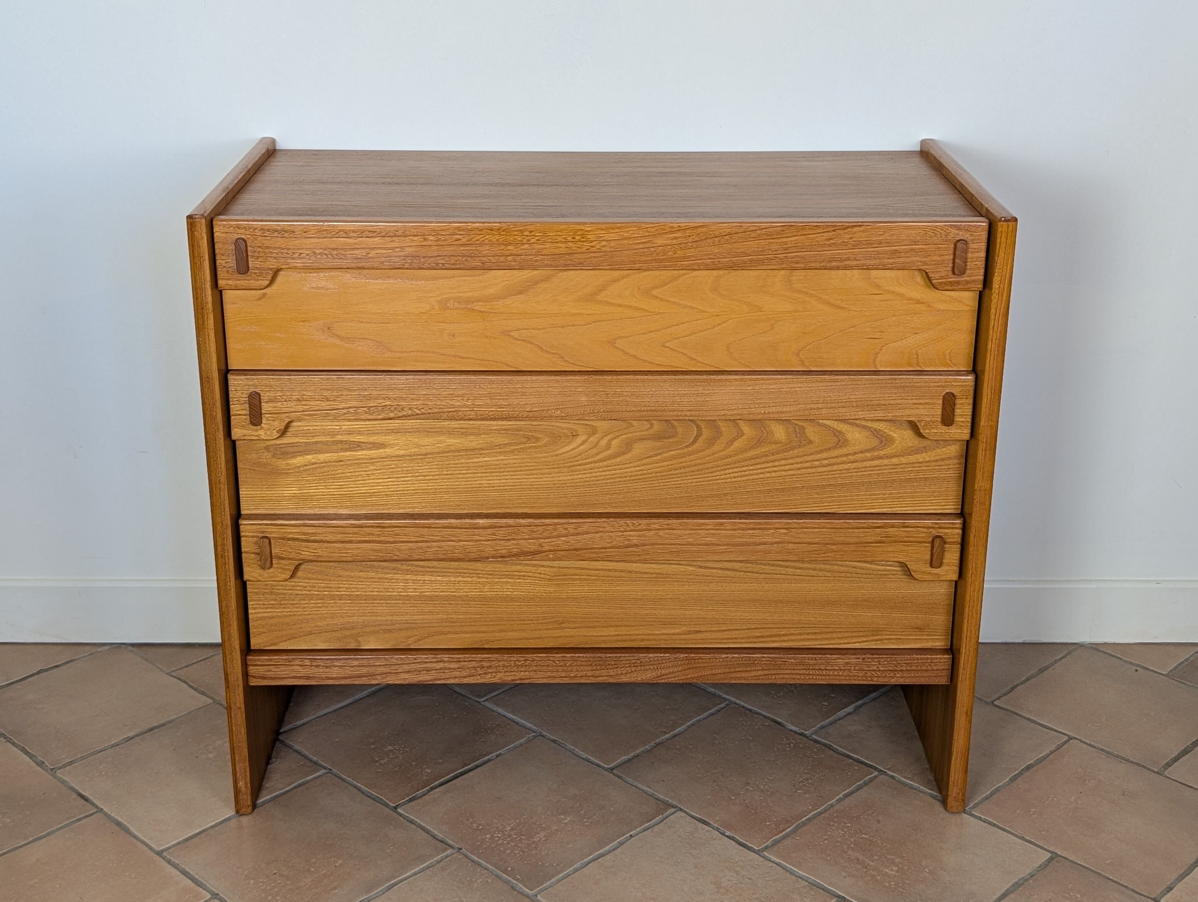 Elm commode from the 80s