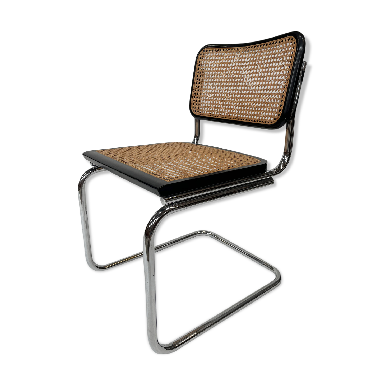 Chaise en chrome et noir