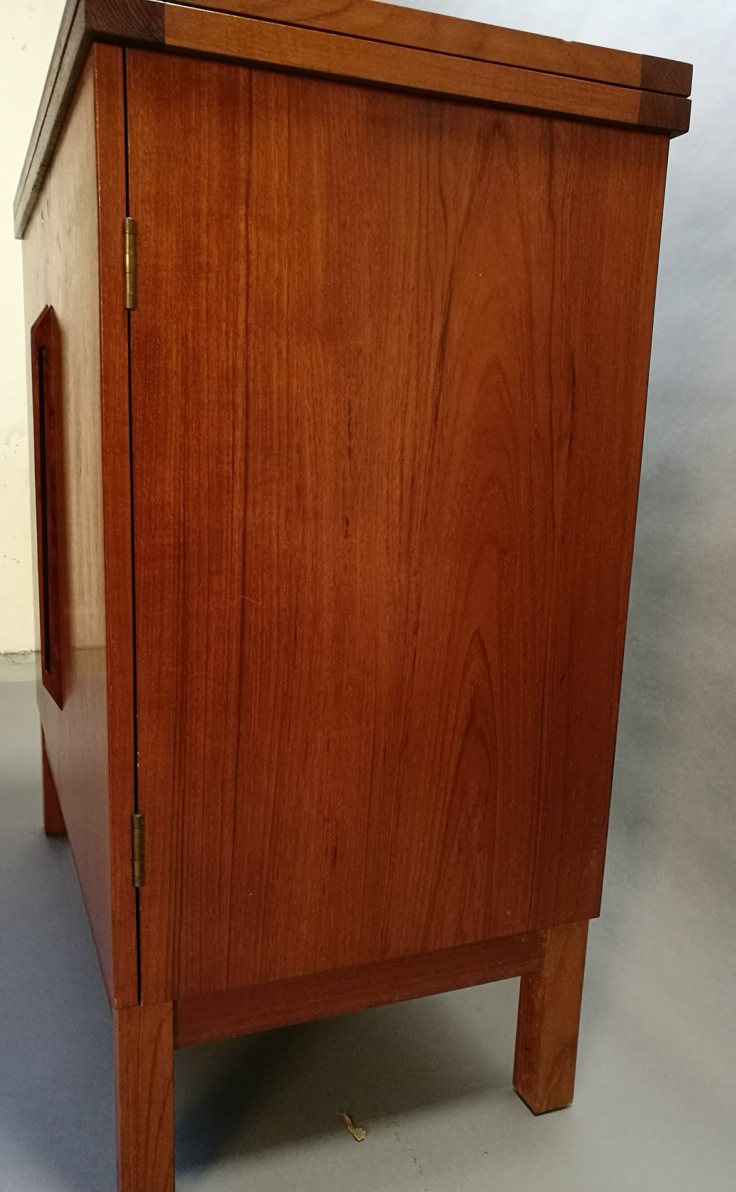 Bar cabinet teak by Torbjörn Afdal for  Brusksbo 1960s