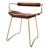 Tabouret de bar organique avec dossier en laiton vieilli et cuir marron