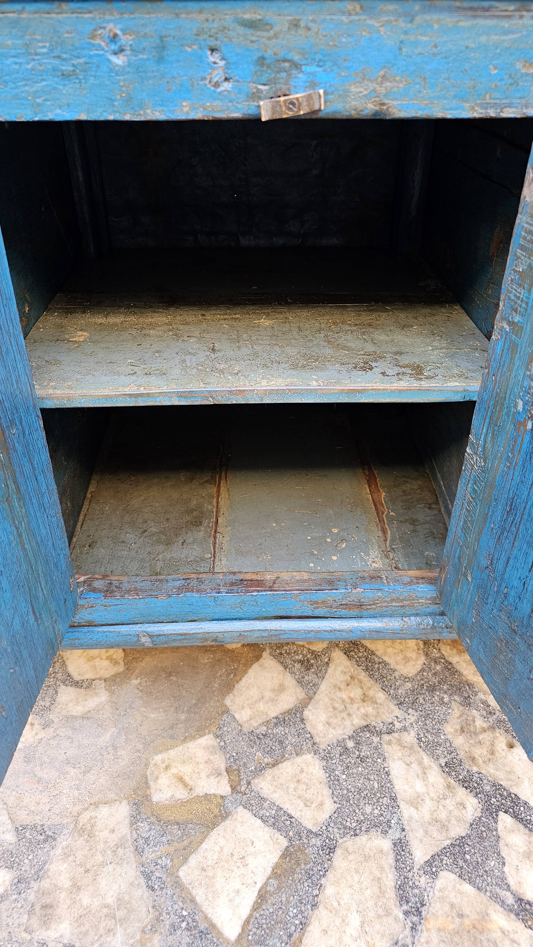 Ancien buffet en teck birman