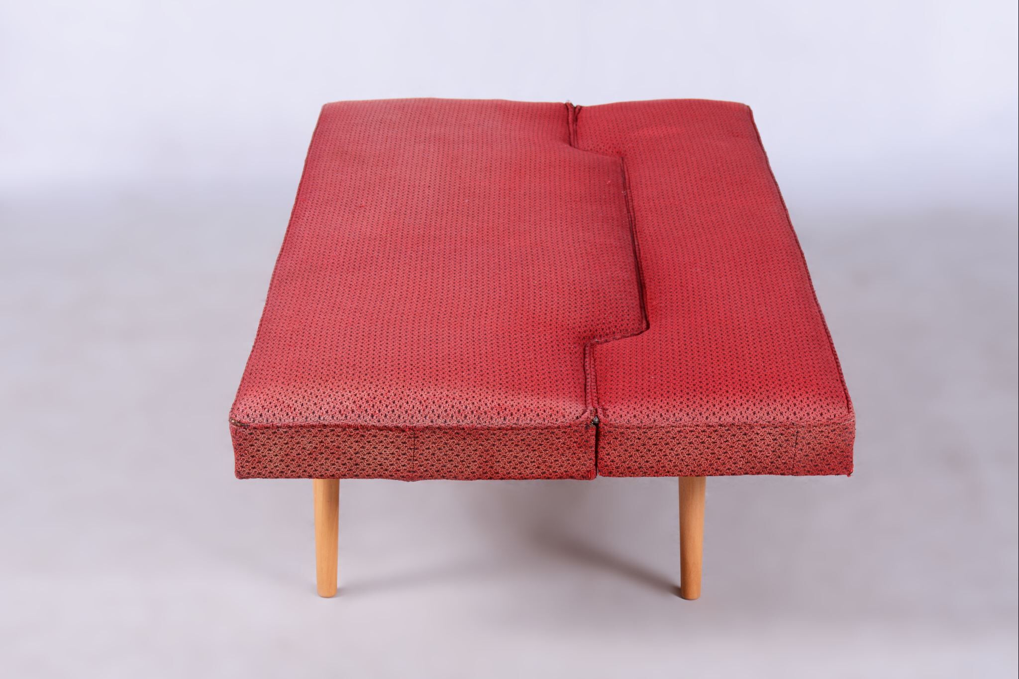 Beech midcentury sofa by Miroslav Navratil, Czechia, 1960s