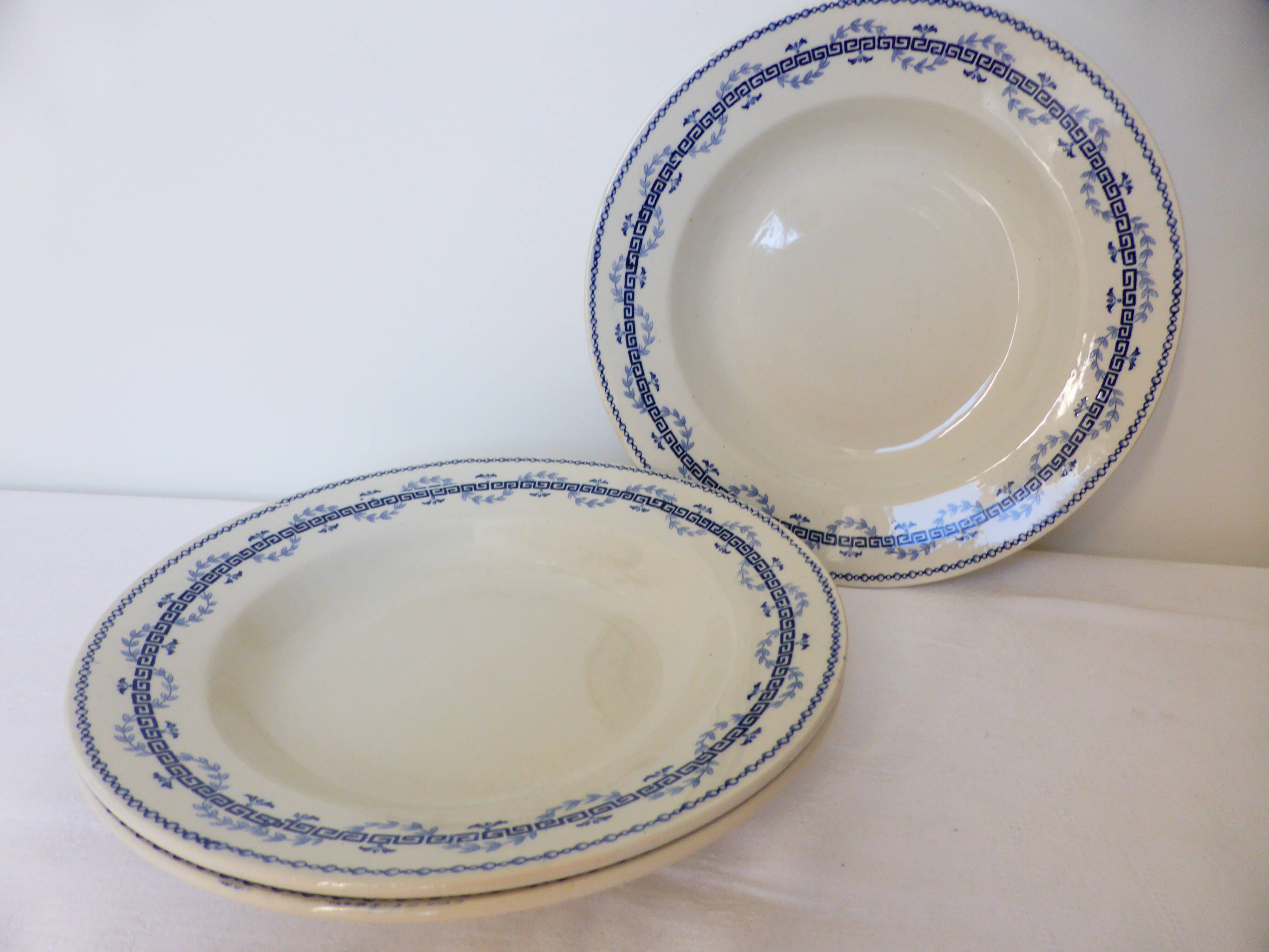 3 assiettes creuses en terre de fer Gien modèle Austerlitz 2106211