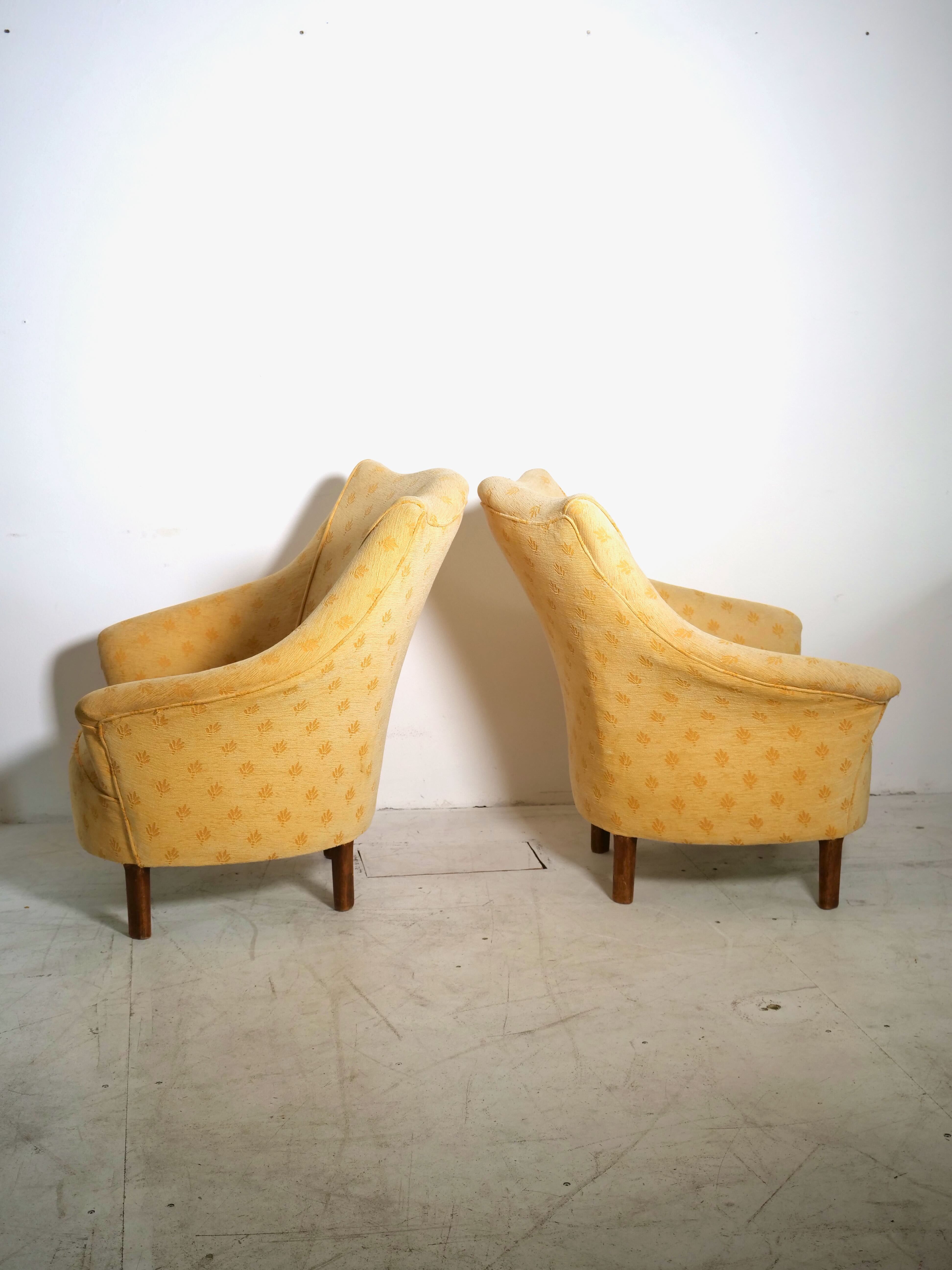 Pair of yellow vintage armchairs