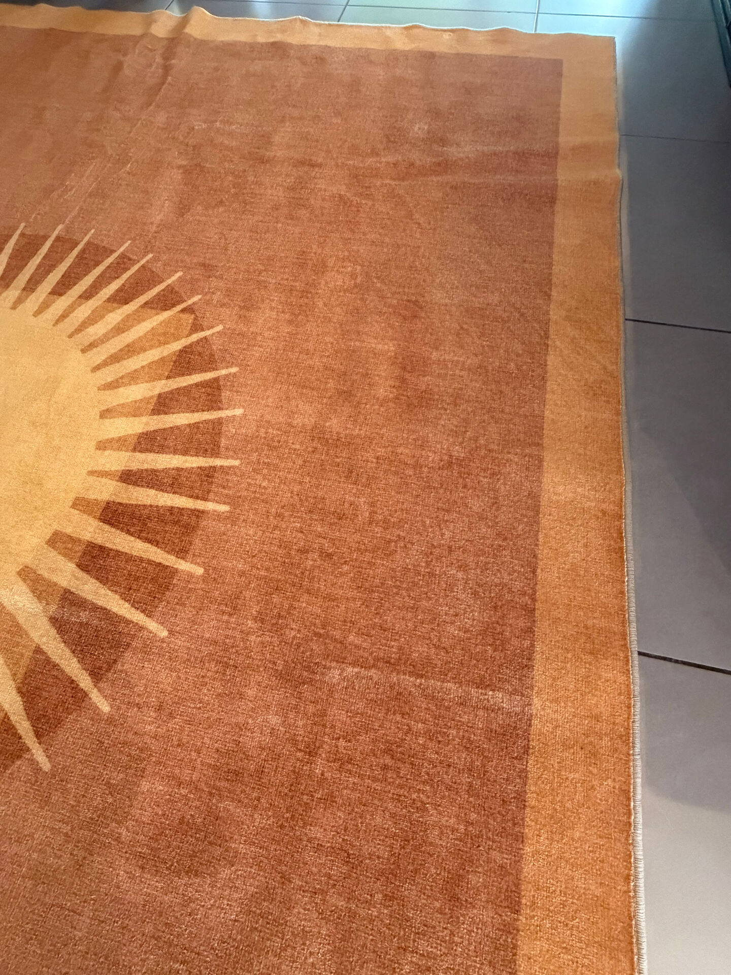 Helios gold carpet