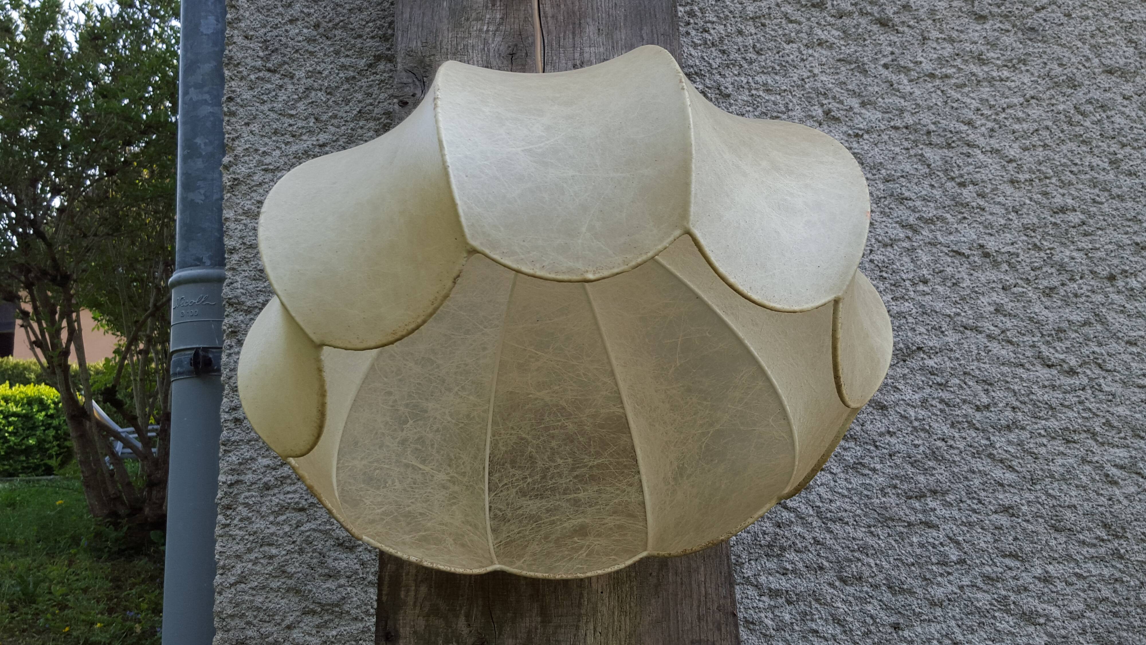 Cocoon chandelier 60