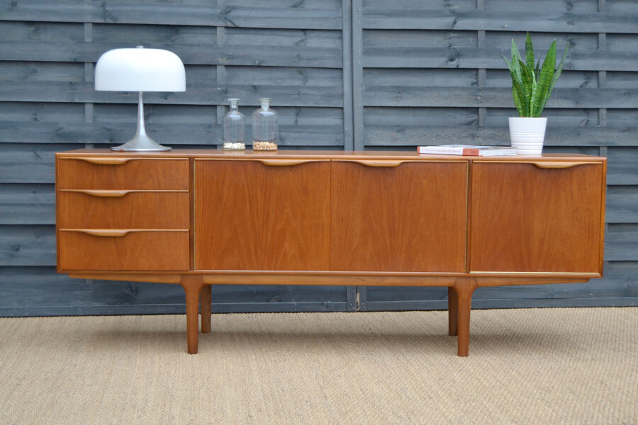 Enfilade en teck par McIntosh