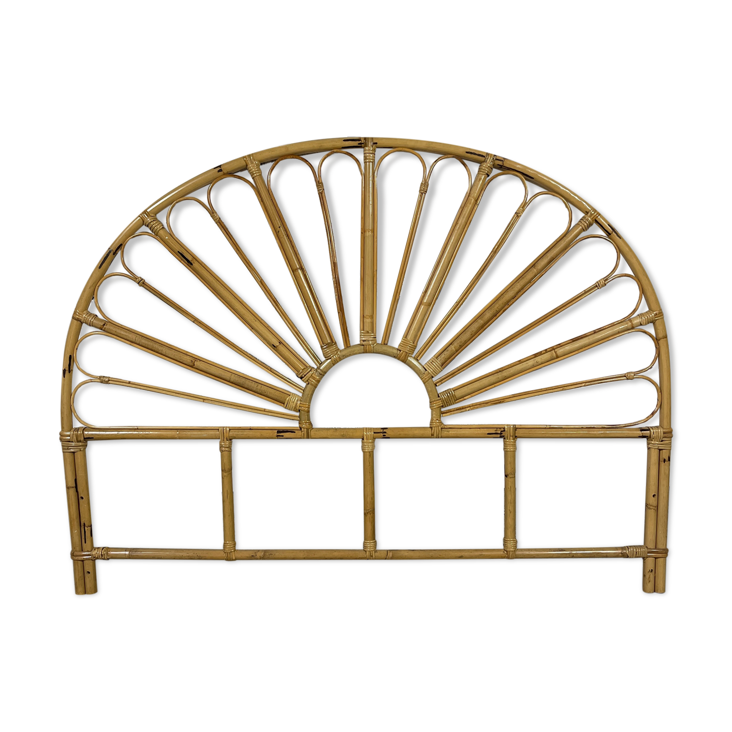 Tête de lit vintage en rotin