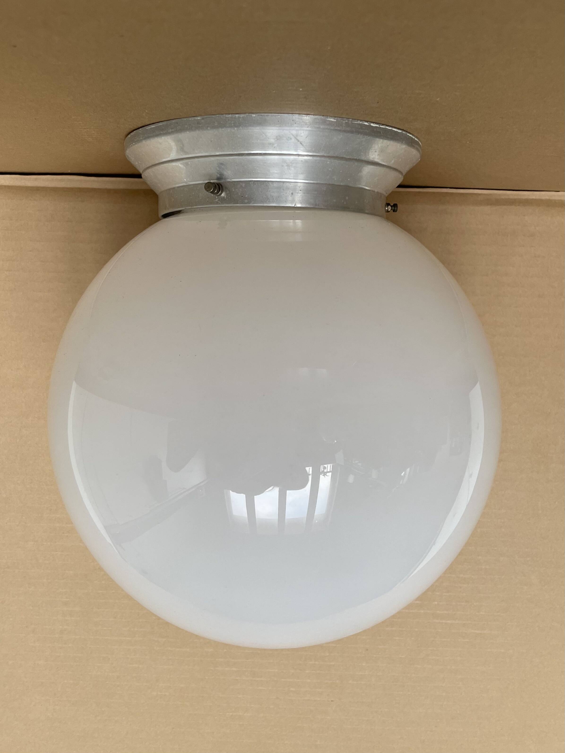 Grand plafonnier / opaline D25cm
