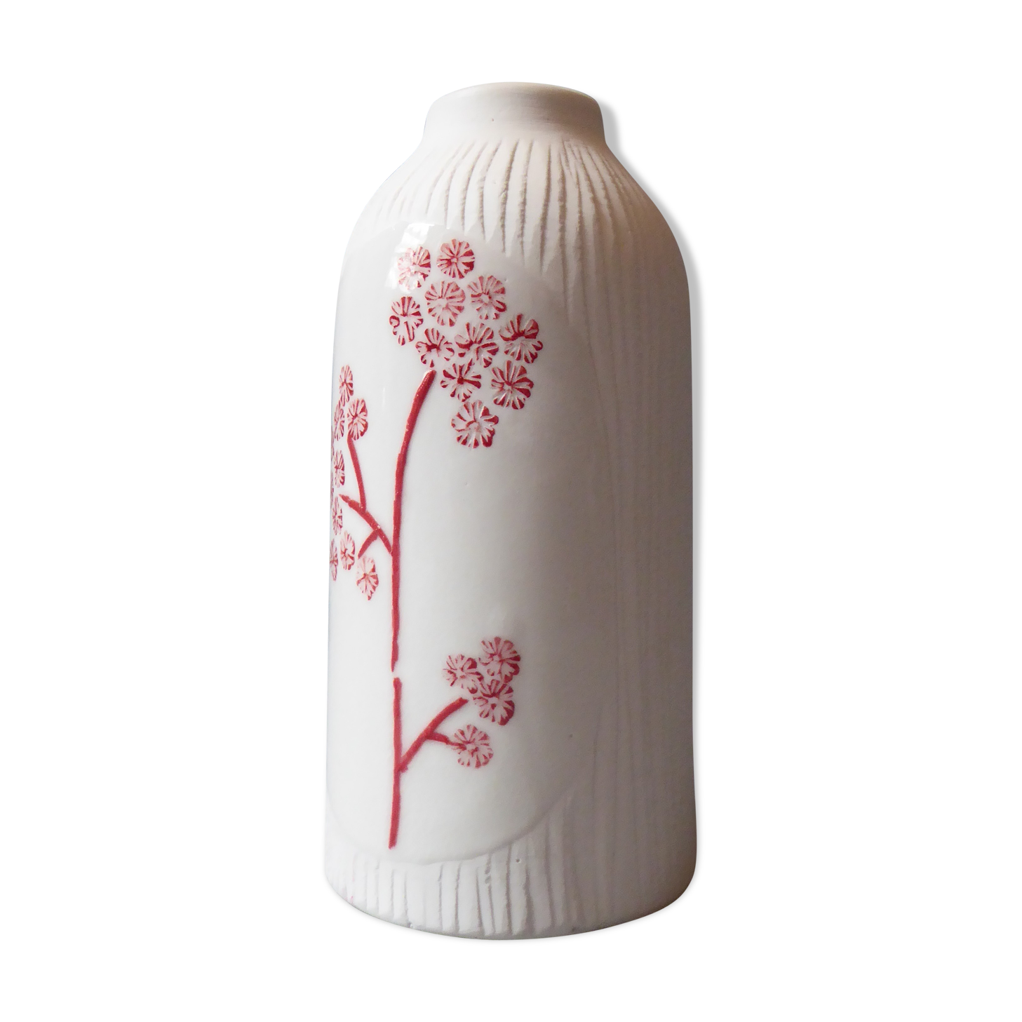 Porcelain vase and biscuit decorated with flowers