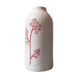 Porcelain vase and biscuit decorated with flowers