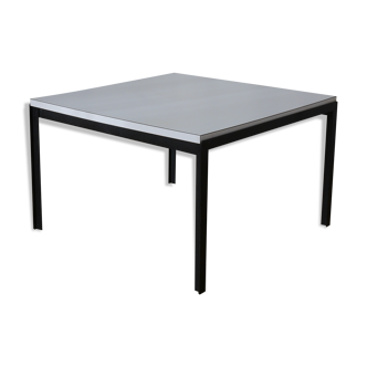 Coffee table by Florence Knoll