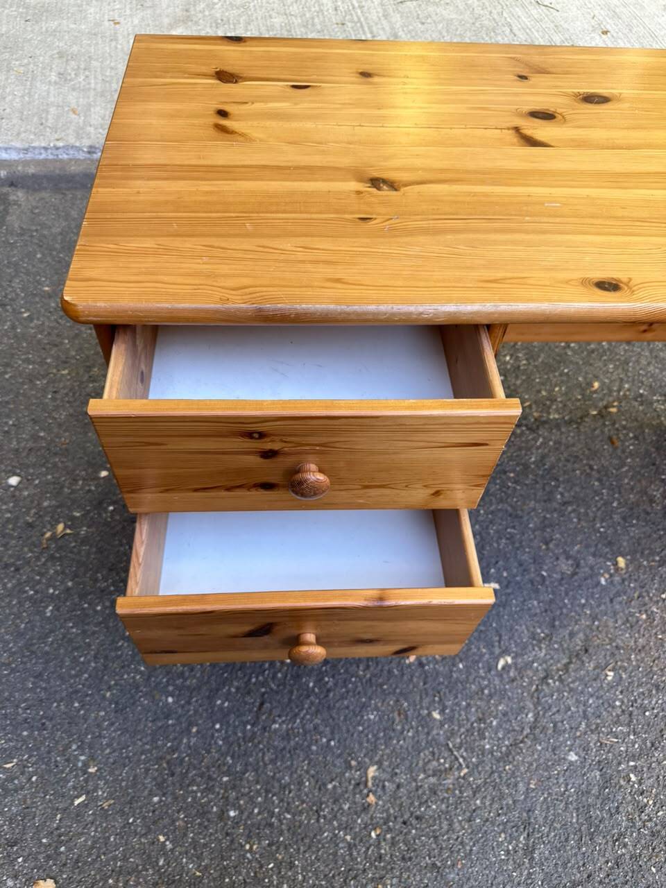 Solid pine desk with a 4-drawer unit — Scandinavian / chalet style