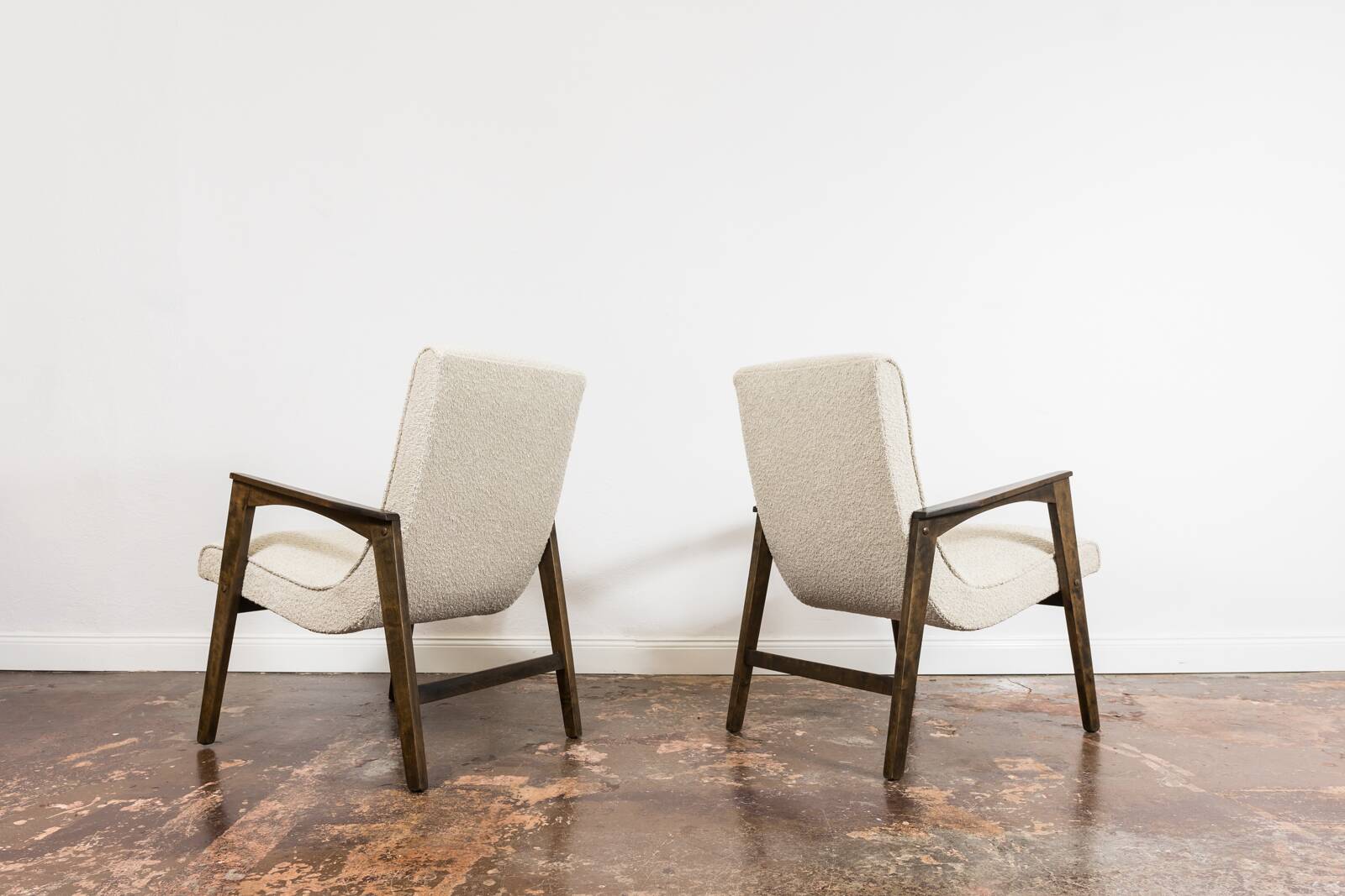 Paire de Fauteuils Mid-Century en Boucle Beige 1964