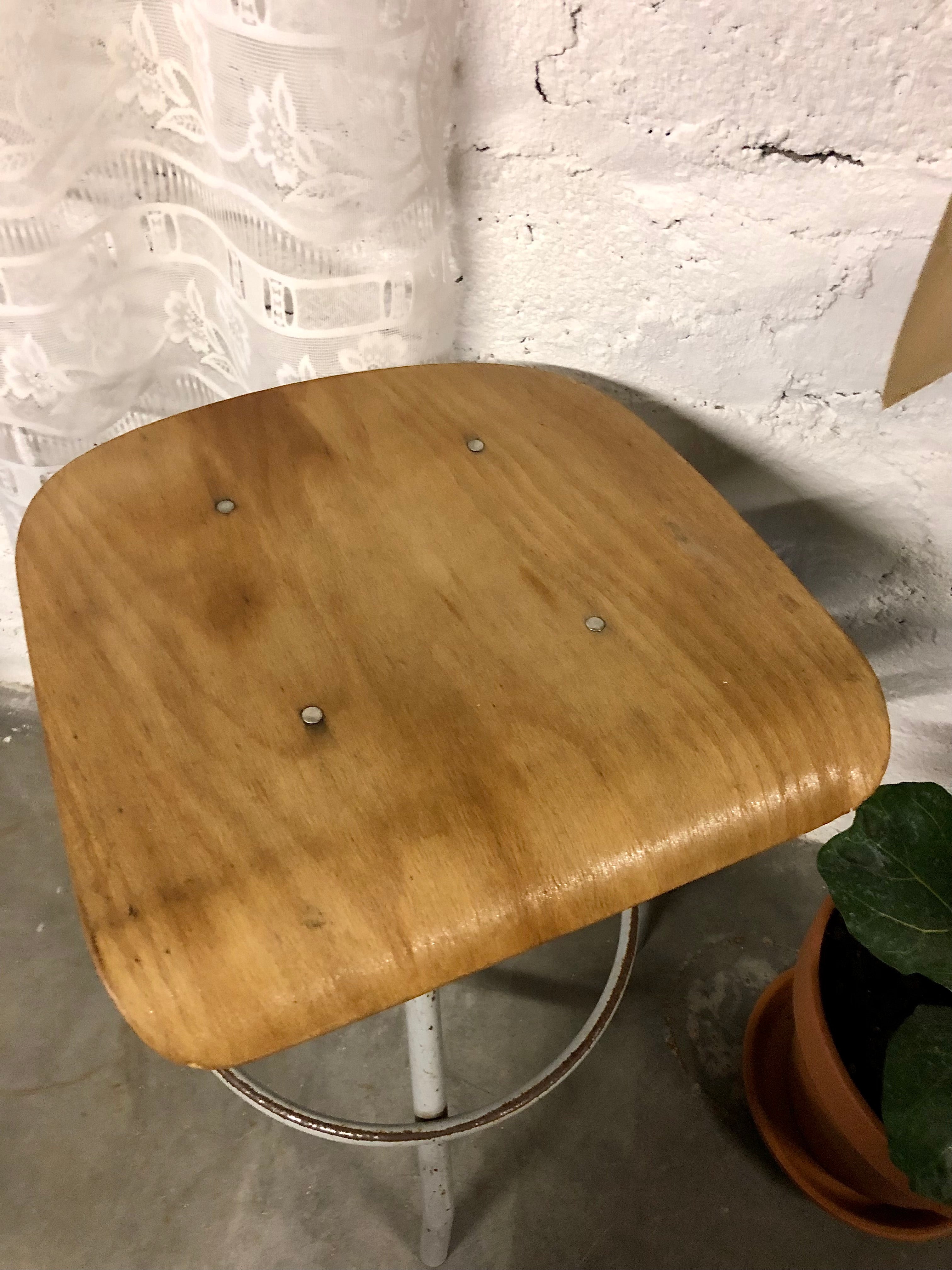 BAO Industrial Stool