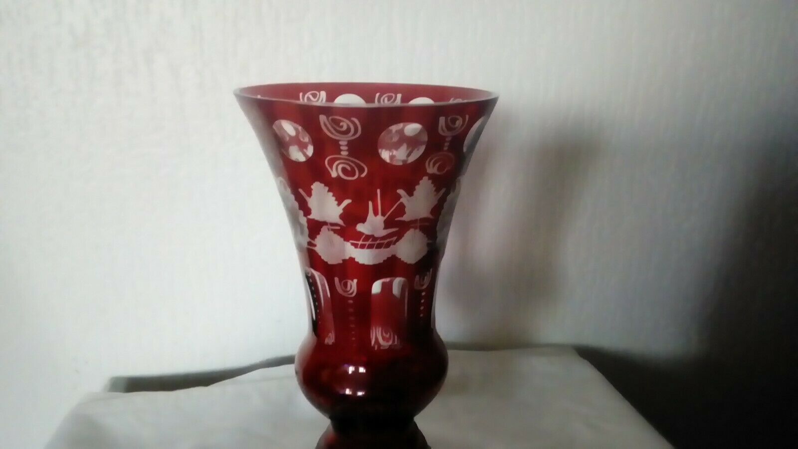 Crystal vase boheme st louis or val saint lambert decor grave