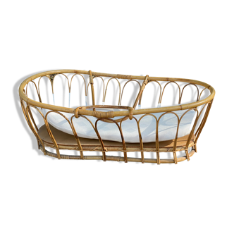 Wicker cradle