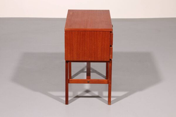 Commode vintage en teck avec poignées en cuir par Fröseke Nybrofabrik