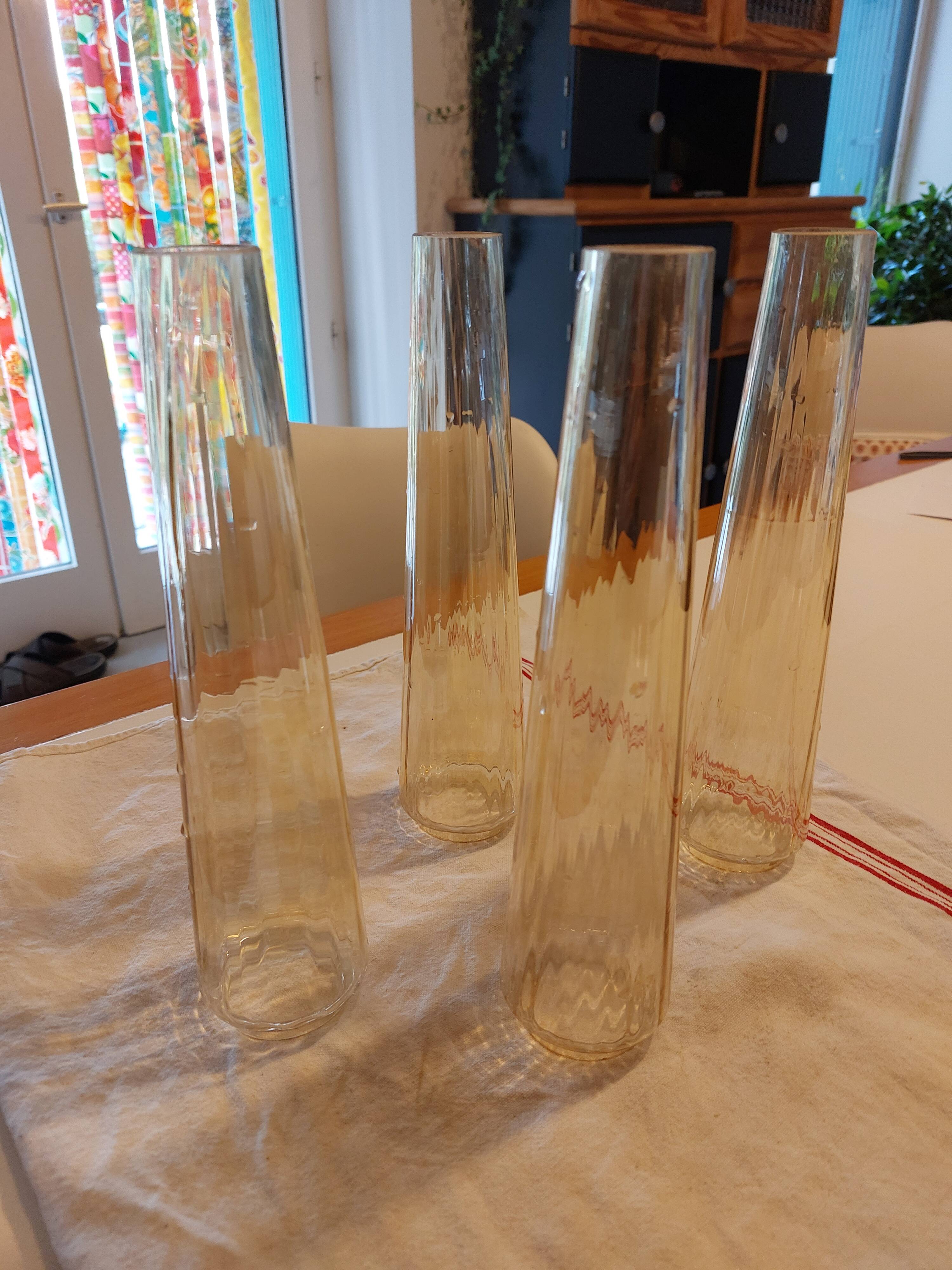 set of 4 glass tulips, for wall or portable lamp