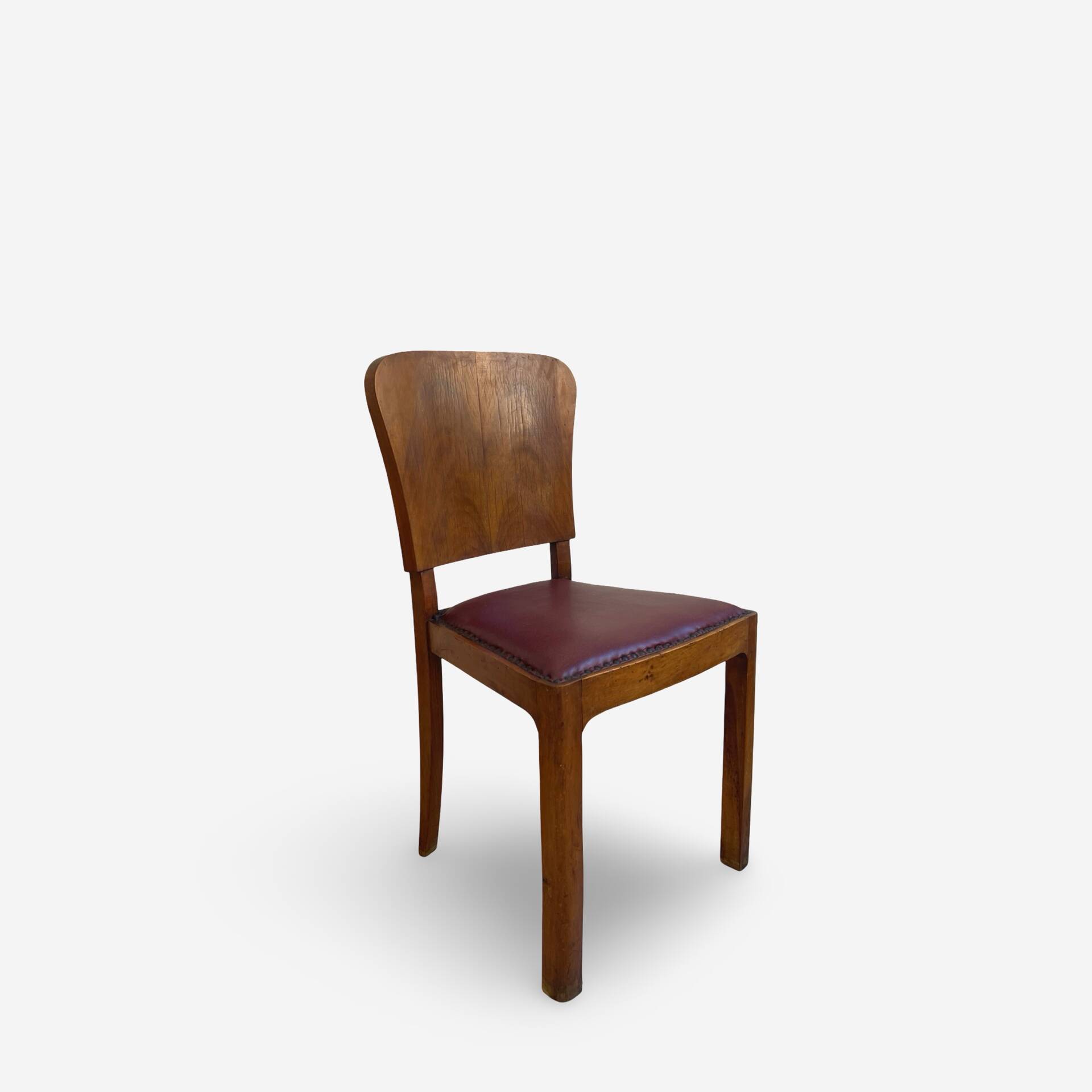 Set of 4 Art Deco dining chairs in walnut, Italy, 1930s-1940s.