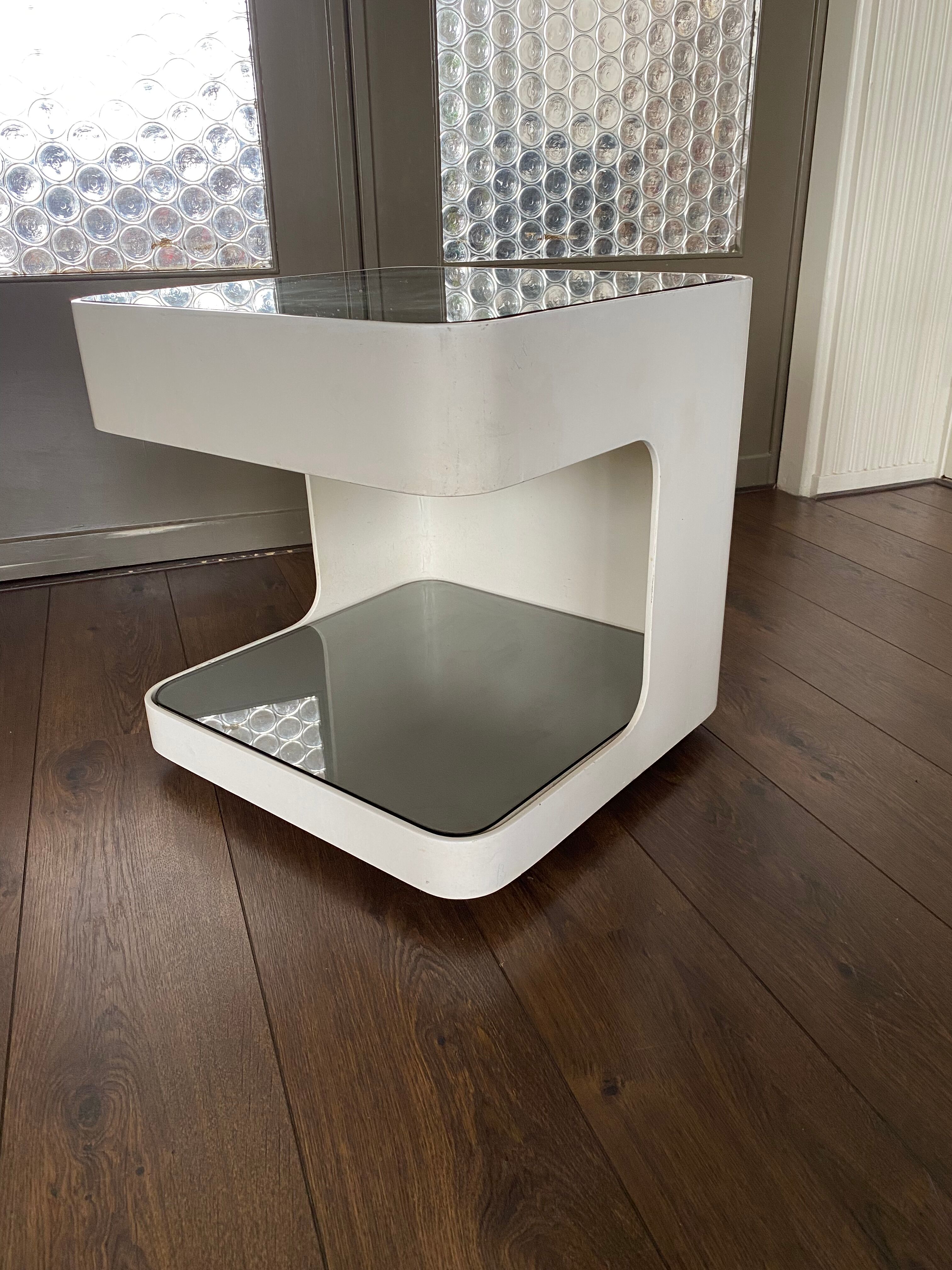 Table d’appoint space age en contreplaqué et verre, années 1970