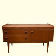 Enfilade style scandinave pieds compas