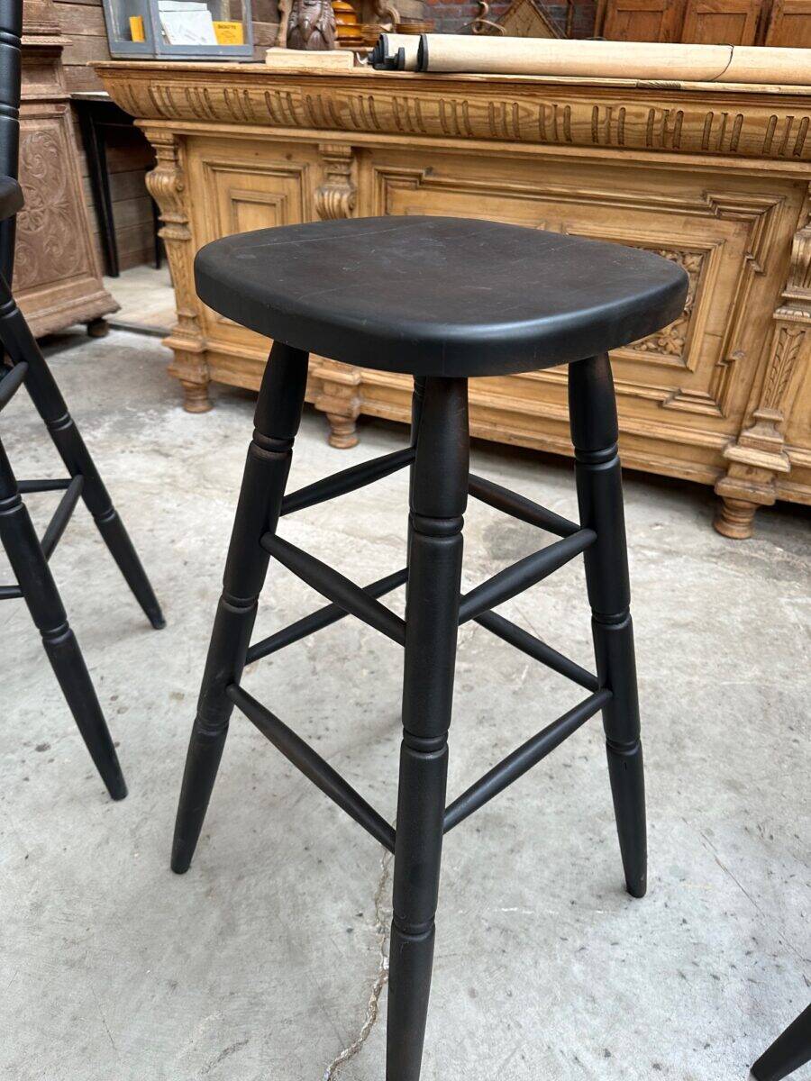 Set of 3 bar stools