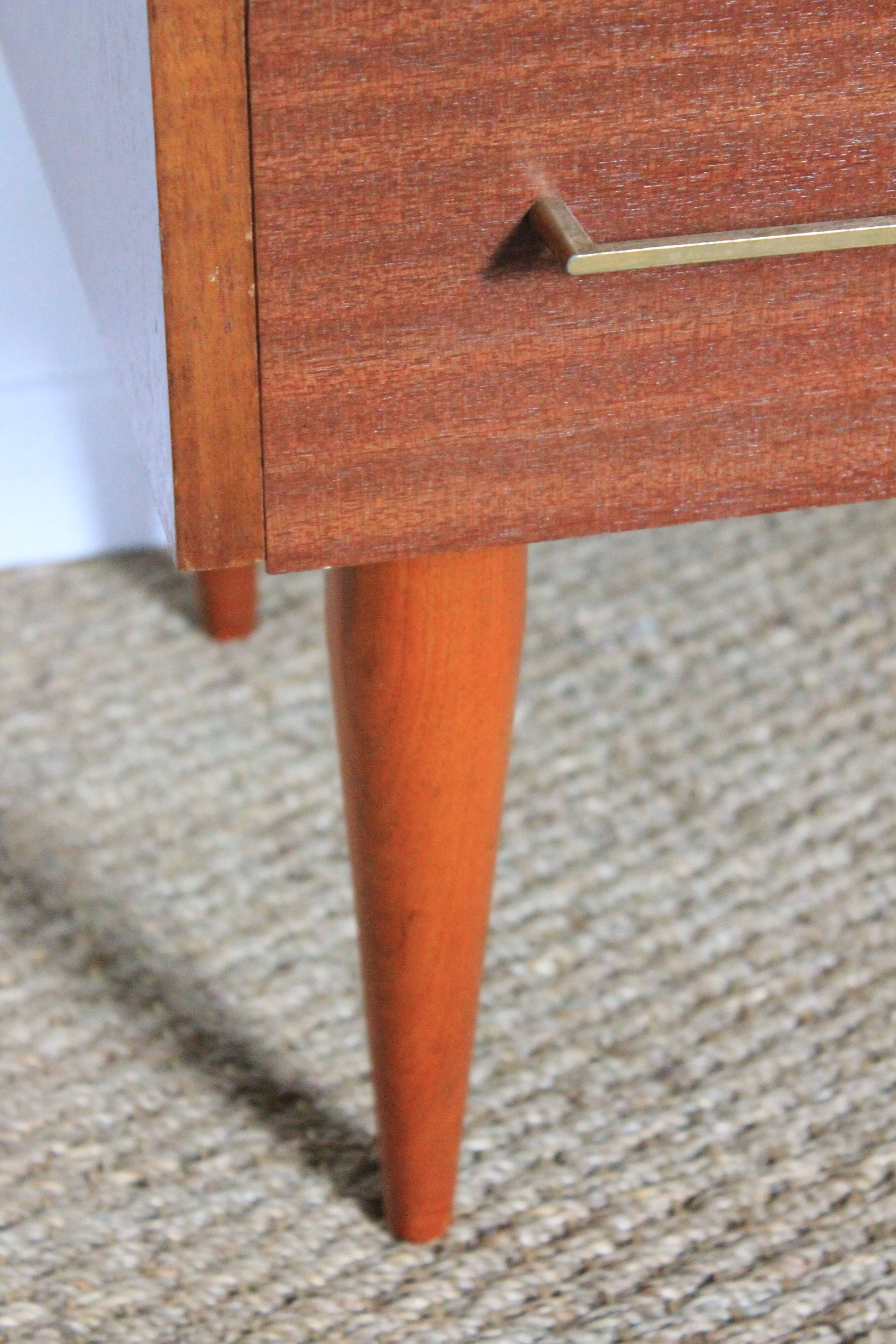 Commode vintage