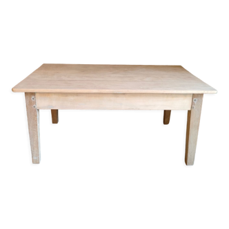 Table basse de ferme