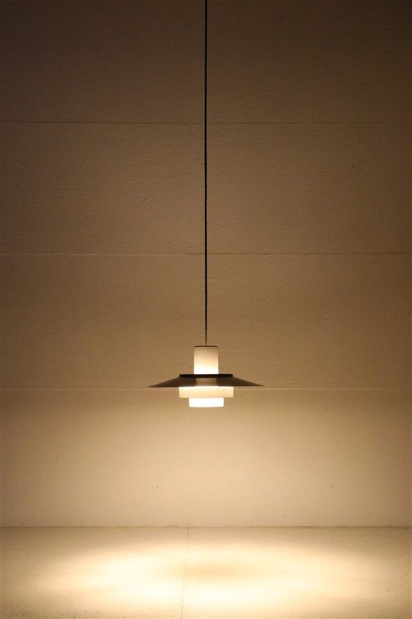 Fog & Mørup "Falcon" pendant lamp / Andreas Hansen / Mid-century Danish modern design / 1960s / 1970s