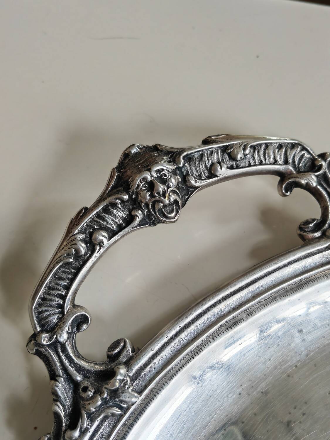 Silver 1000 flat tray