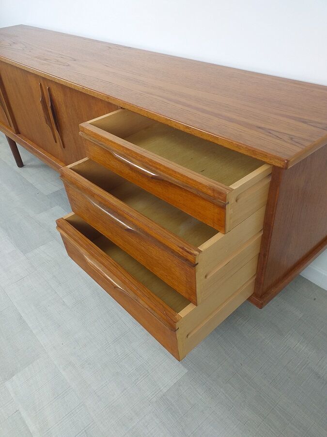 Scandinavian sideboard 60