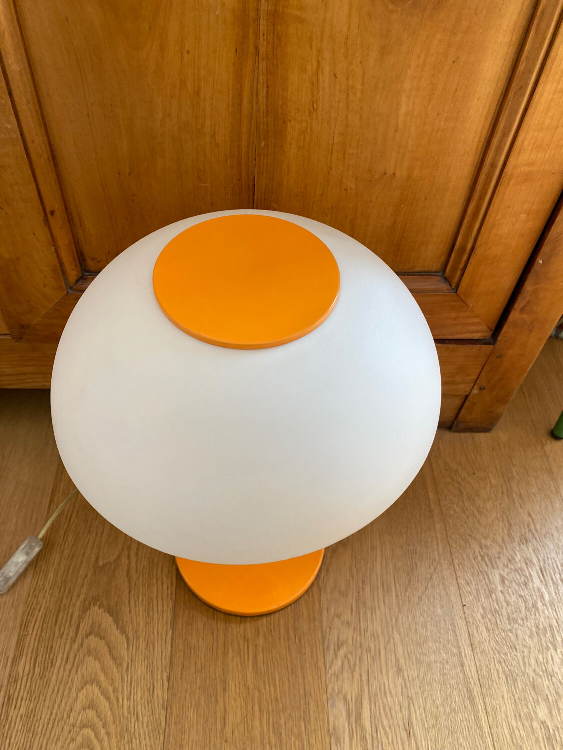 Lampe champignon vintage métal laqué orange et plastique blanc
