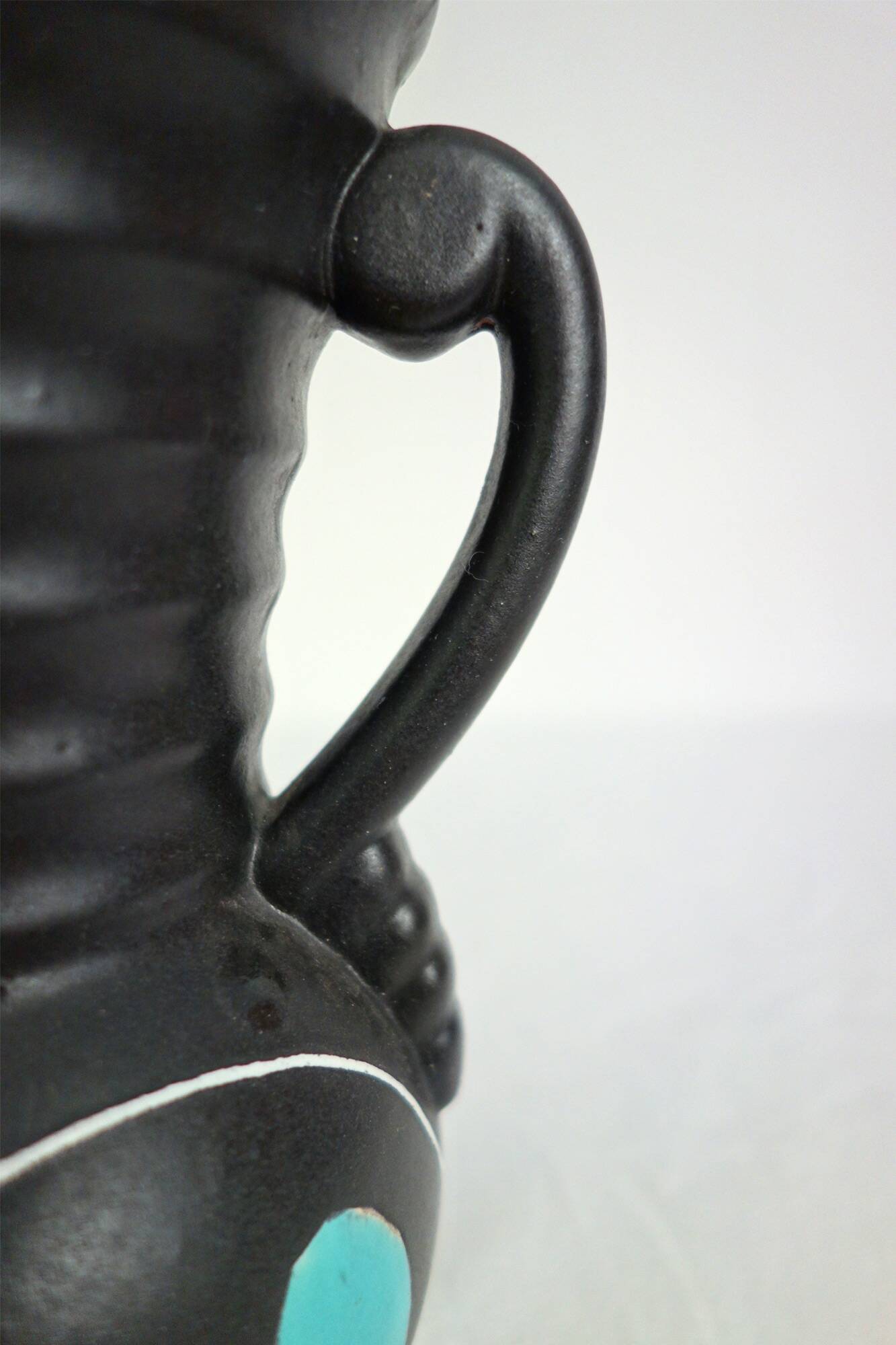 Vintage Poët Laval vase