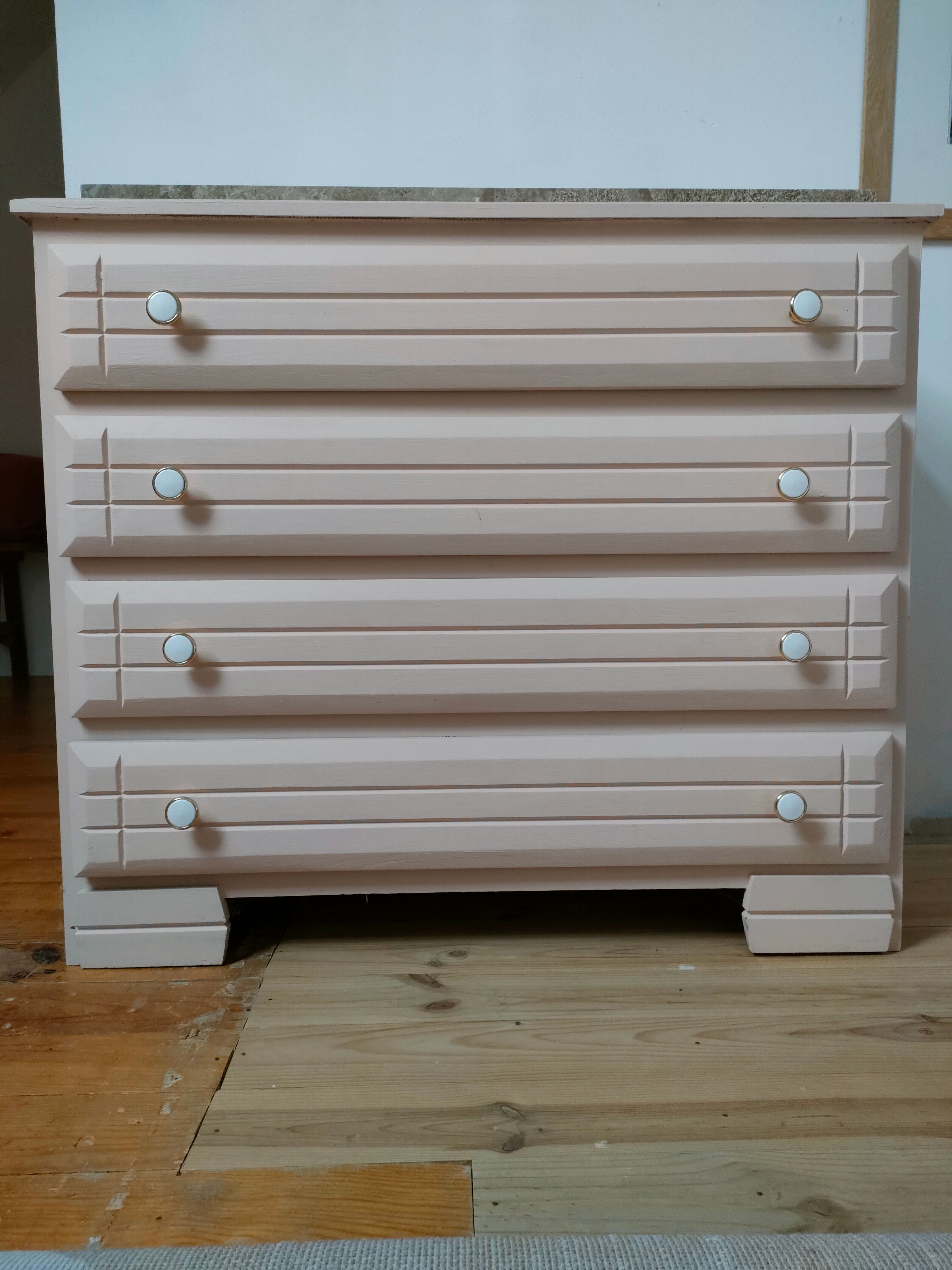 Marble chest of drawers