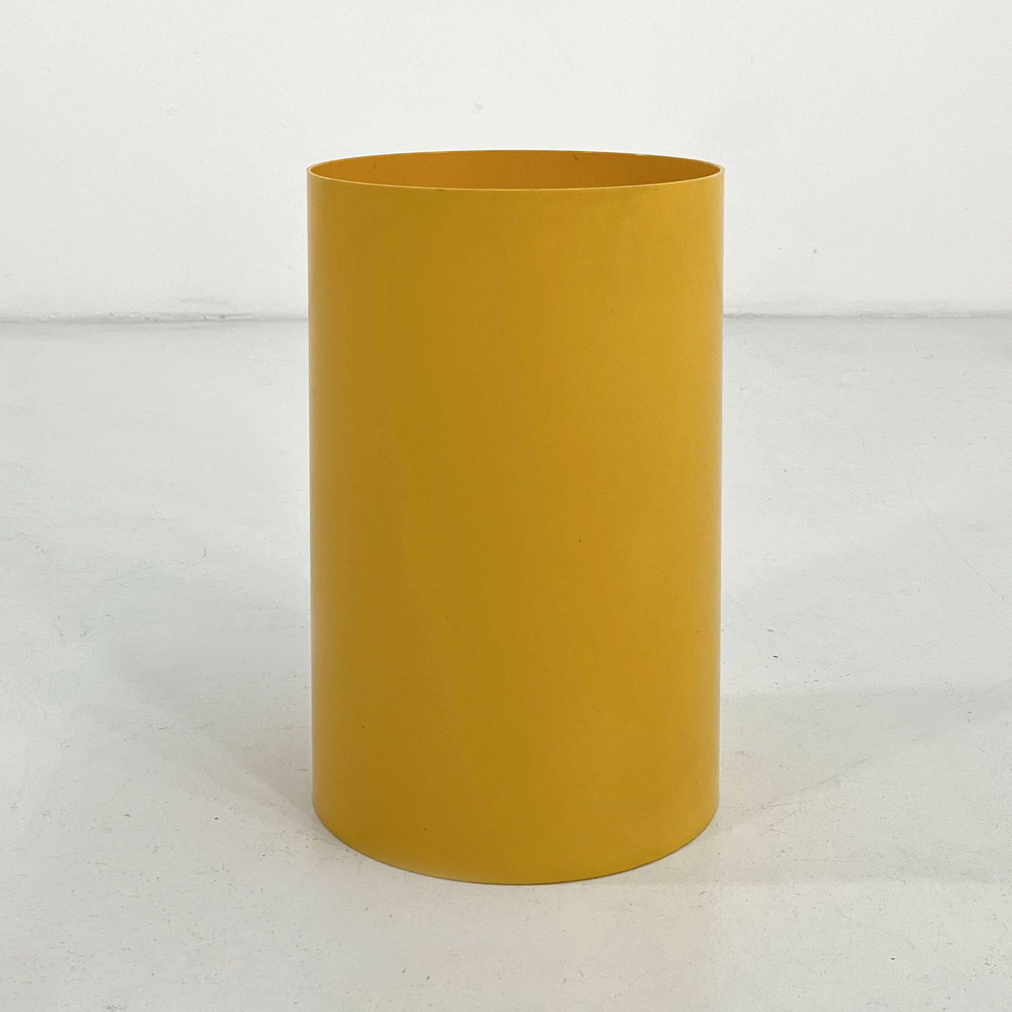 Basket, yellow umbrella stand by Gino Colombini for Kartell, 1970