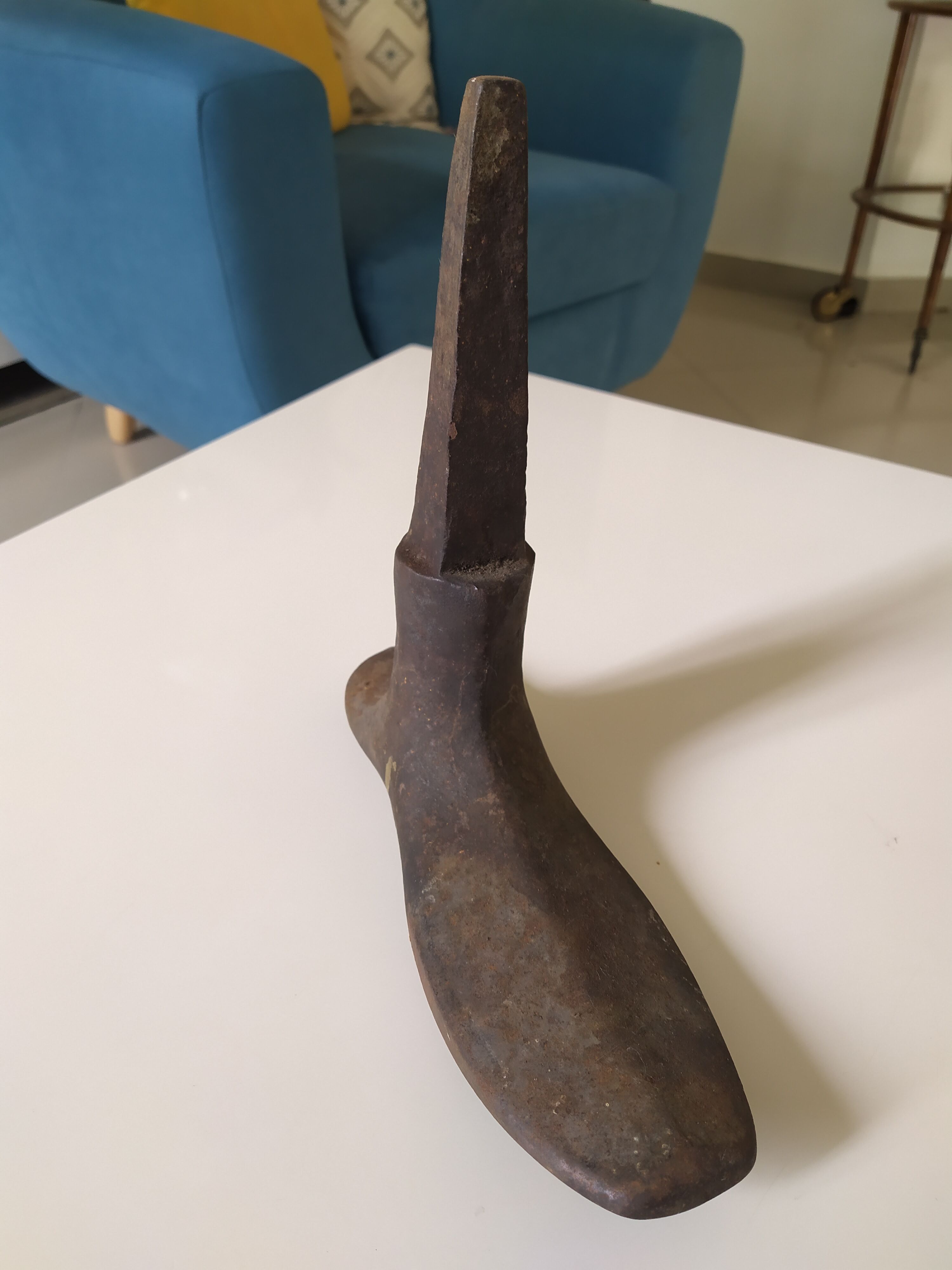 Cast iron shoe shape