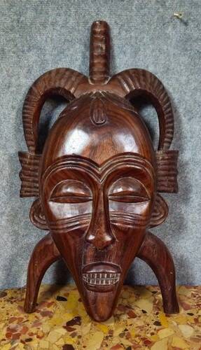 Grand African mask in carved wood – Tribal art – H 61 cm - 20th century